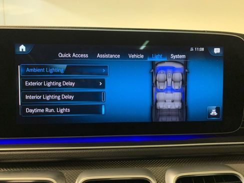 Used 2021 Mercedes-Benz GLS 580 4MATIC w/ E-Active Body Control Package image 50