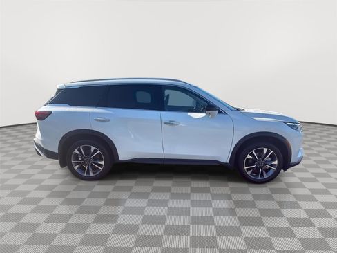 Certified 2025 INFINITI QX60 Luxe w/ Cargo Package image 5