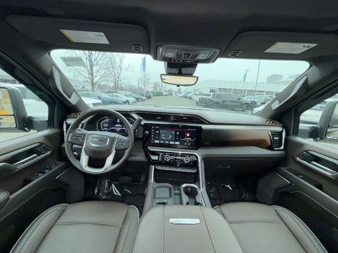Used 2024 GMC Sierra 2500 Denali w/ Denali Reserve Package image 23