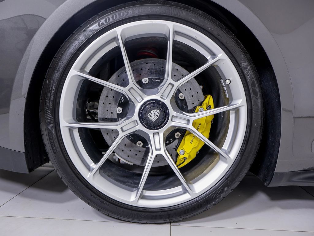 Certified 2023 Porsche 911 GT3 RWD image 29