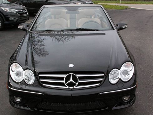 Used 2008 Mercedes-Benz CLK 550 Cabriolet image 11