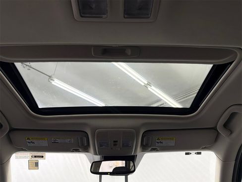 Used 2025 MAZDA CX-5 AWD 2.5 S w/ Preferred Package image 23