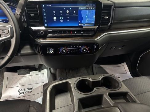 Used 2024 Chevrolet Silverado 1500 LT AWD/4WD image 18