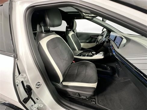 Used 2023 Kia EV6 GT-Line w/ GT-Line Suede Seat Package image 31