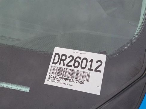 Certified 2023 Jeep Cherokee Altitude Lux image 26