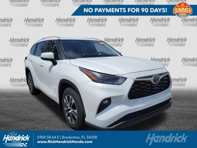 Used 2025 Toyota Highlander XLE