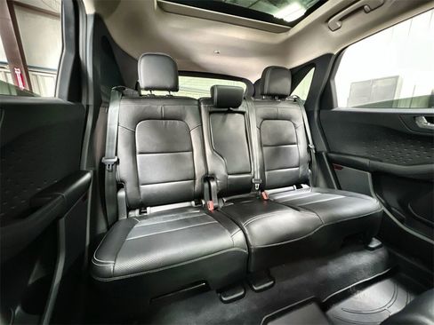 Used 2020 Ford Escape Titanium w/ Titanium Premium Package 2.0 image 23