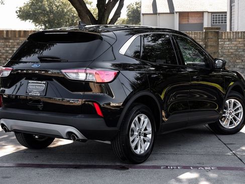 Used 2022 Ford Escape SE w/ Convenience Package image 15