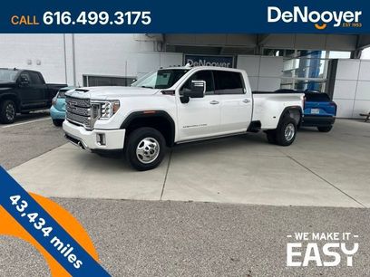 Used 2022 GMC Sierra 3500 Denali w/ Denali Ultimate Package