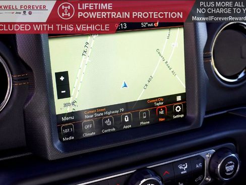 Used 2022 Jeep Gladiator Overland image 11