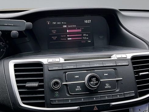 Used 2014 Honda Accord Sport image 10