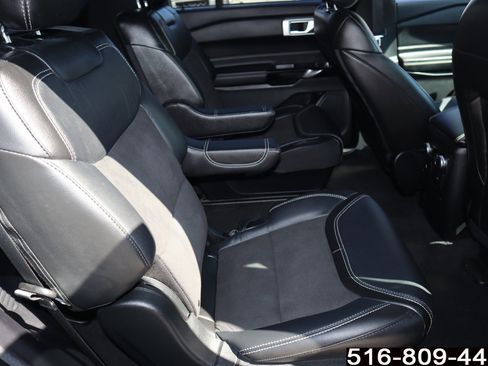 Used 2022 Ford Explorer ST w/ ST Street Pack image 26