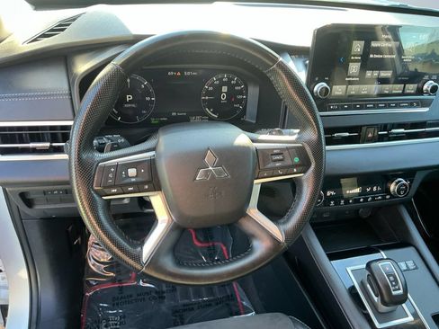 Used 2024 Mitsubishi Outlander Ralliart AWD/4WD image 13