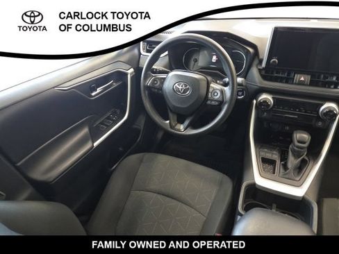 Used 2025 Toyota RAV4 XLE w/ Convenience Package FWD image 17