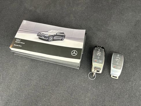 Used 2022 Mercedes-Benz GLC 300 4MATIC image 75