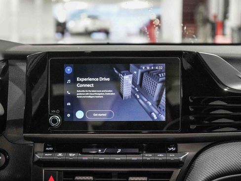 New 2026 Toyota Camry Hybrid image 17