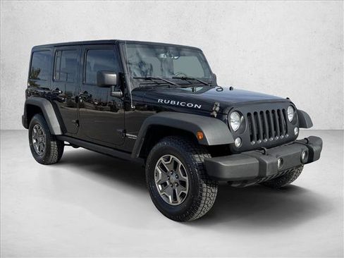 Used 2015 Jeep Wrangler Unlimited Rubicon w/ Connectivity Group image 2