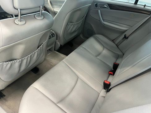 Used 2004 Mercedes-Benz C 240 Sedan image 29