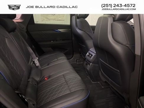 New 2026 Cadillac Optiq V image 24
