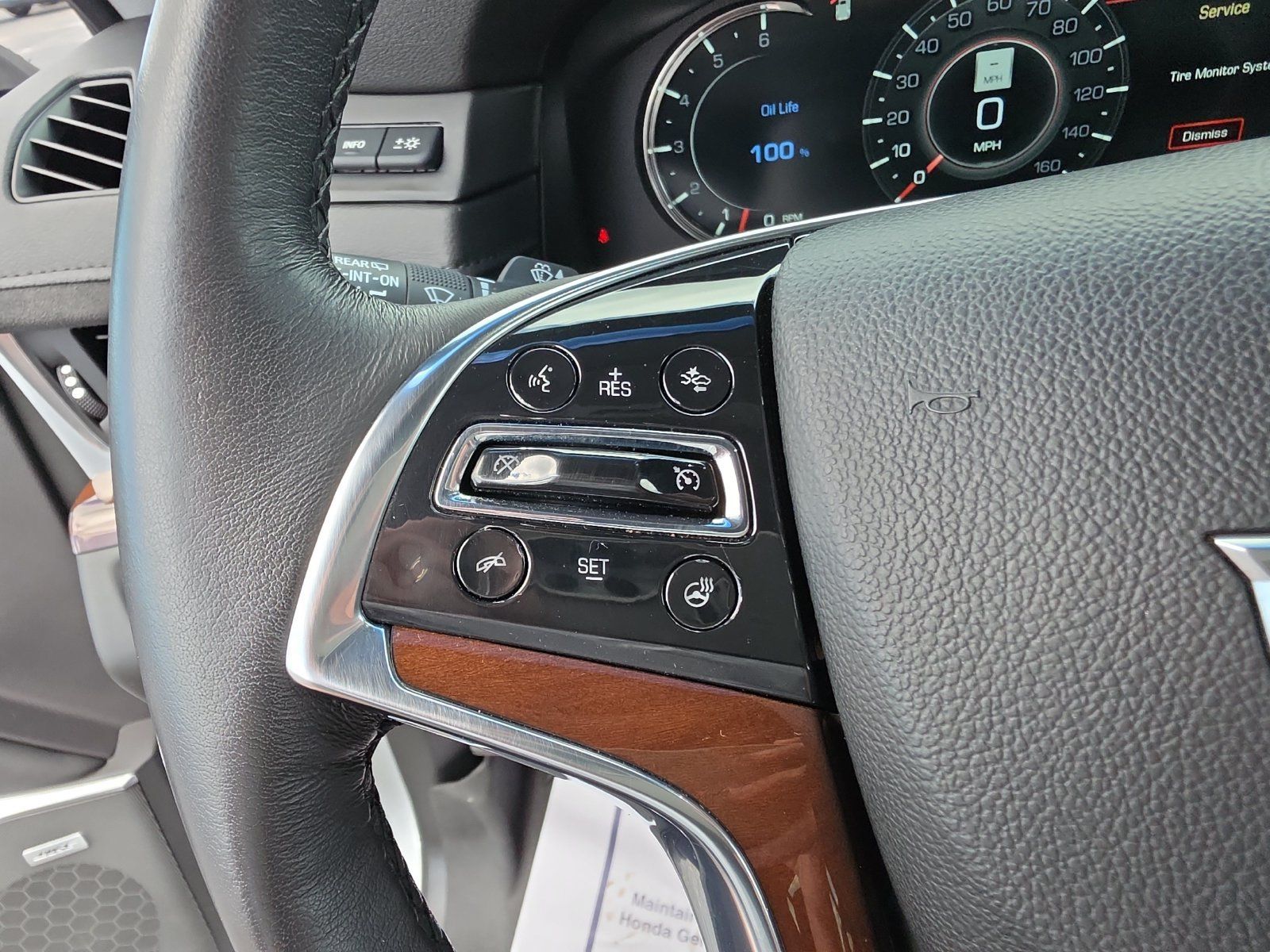 Used 2020 Cadillac Escalade Luxury w/ LPO, Radiant Package AWD/4WD image 23