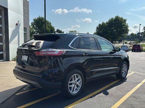 Used 2023 Ford Edge SEL w/ Convenience Package AWD/4WD image 6