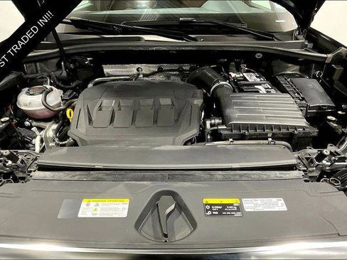 Certified 2023 Audi Q3 2.0T Premium w/ Convenience Package image 9