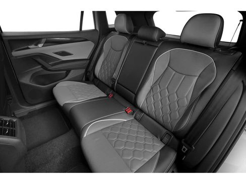 New 2026 Volkswagen Tiguan SEL R-Line AWD/4WD image 9