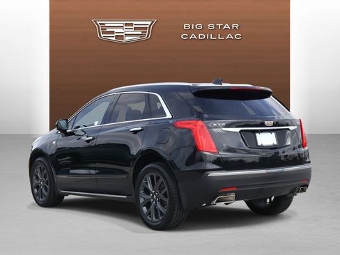 Used 2018 Cadillac XT5 Luxury w/ Driver Awareness Package image 3