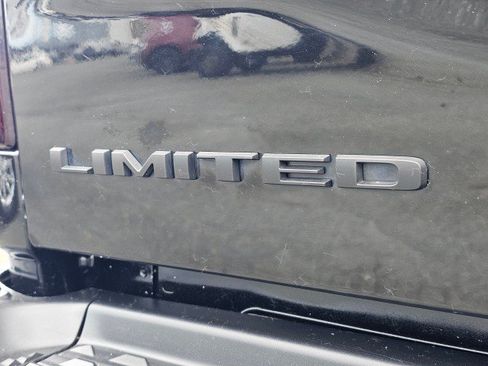 Used 2023 RAM 2500 Limited AWD/4WD image 17