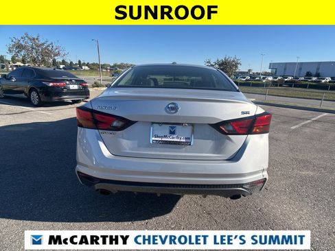 Used 2019 Nissan Altima 2.5 SR w/ SR Premium Package image 14