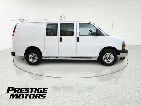 Used 2020 GMC Savana 2500 w/ Driver Convenience Package RWD image 7