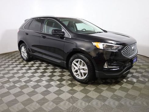 Certified 2023 Ford Edge SEL w/ Convenience Package AWD/4WD image 4