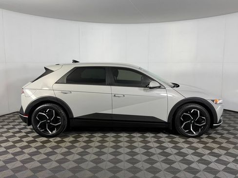 Used 2023 Hyundai Ioniq 5 SEL AWD/4WD image 5