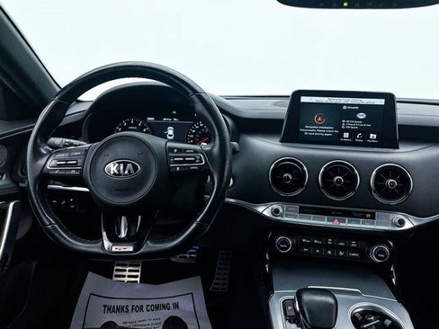 Used 2020 Kia Stinger GT2 image 6