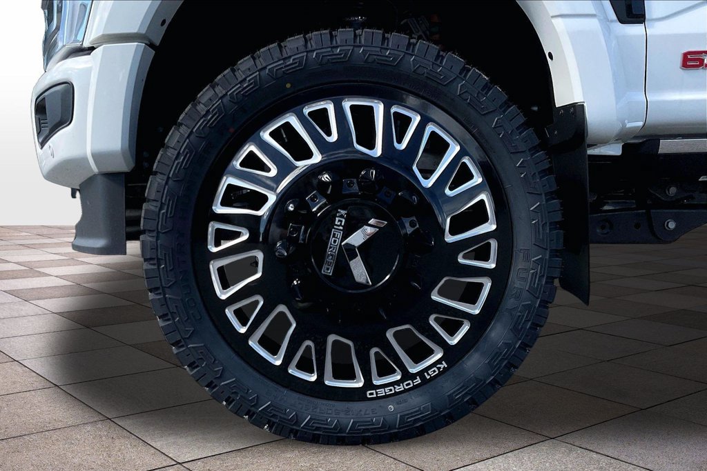 New 2026 Ford F450 Platinum w/ FX4 Off-Road Package AWD/4WD image 11