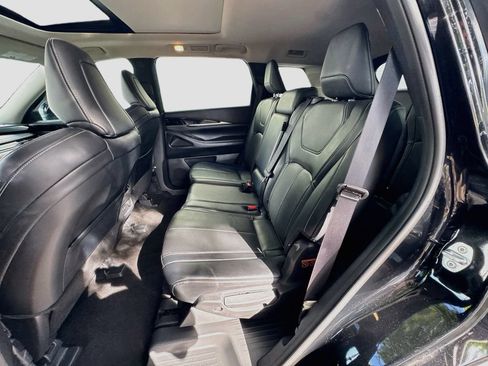 Certified 2023 INFINITI QX60 Pure FWD image 25