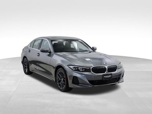 Used 2025 BMW 330i xDrive Sedan w/ Convenience Package image 6