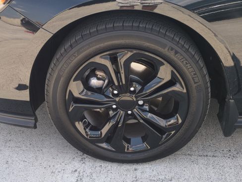 Used 2025 Honda Accord LX image 11