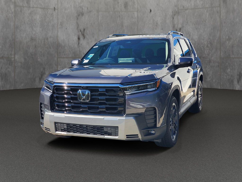 New 2026 Honda Pilot Touring image 3