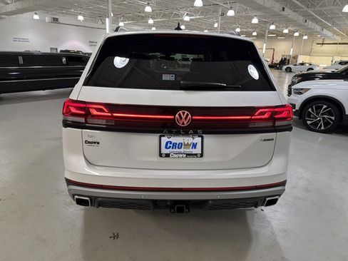 New 2026 Volkswagen Atlas Peak Edition AWD/4WD image 7