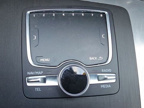 Used 2020 Audi Q5 2.0T Titanium Premium Plus image 47