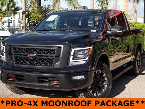 Used 2021 Nissan Titan PRO-4X w/ Pro-4x Convenience Package image 4