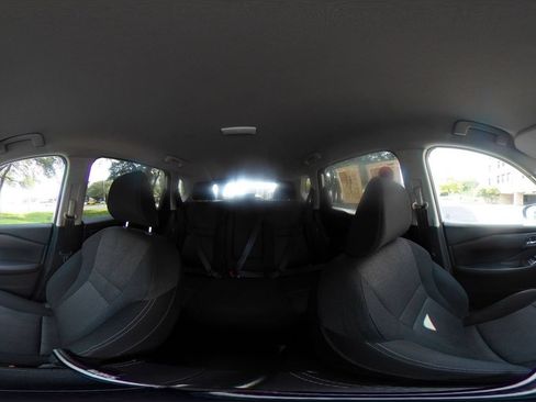 Used 2025 Nissan Rogue SV FWD image 37