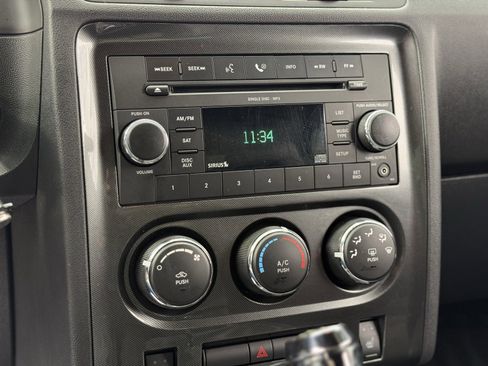 Used 2009 Dodge Challenger SRT8 image 24