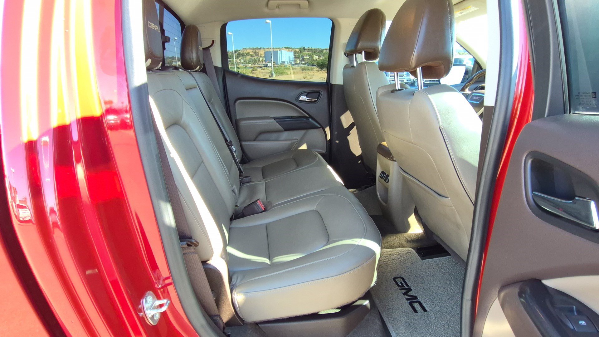 Used 2016 GMC Canyon SLT w/ Driver Alert Package RWD image 27