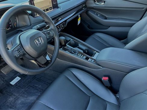 New 2025 Honda Accord EX-L image 10