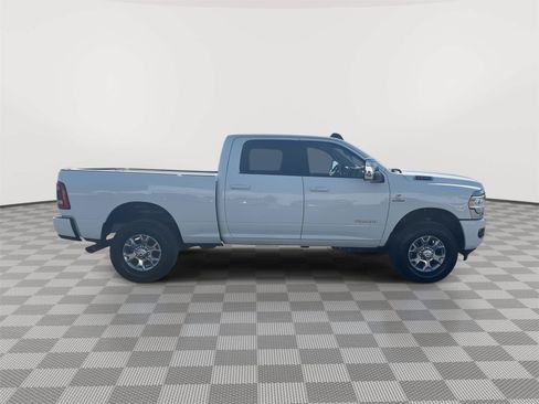 Used 2024 RAM 2500 Laramie AWD/4WD image 7