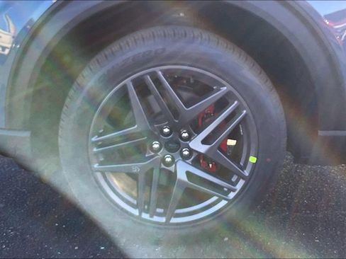 New 2026 Ford Explorer ST-Line w/ ST-Line Street Pack image 12