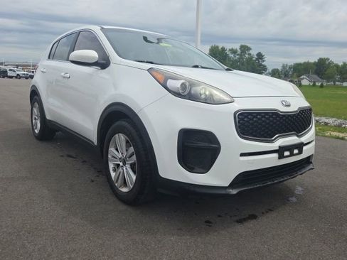 Used 2017 Kia Sportage LX FWD image 1