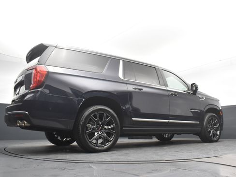 Used 2023 GMC Yukon XL Denali w/ Denali Reserve Package image 26